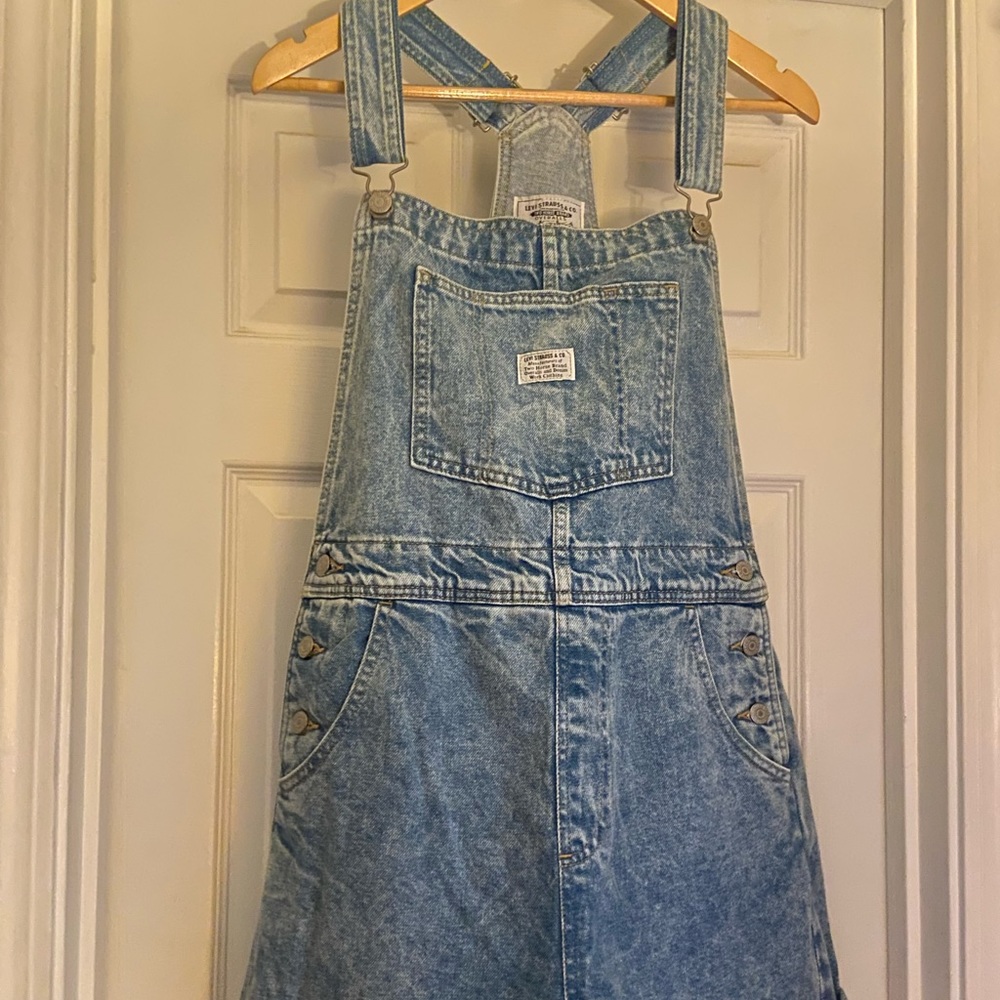 Levi’s overalls shorts. New with tags
